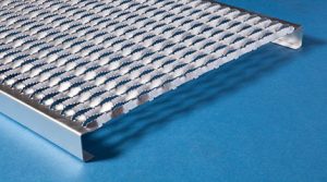 10-Diamond-Plank-Grating